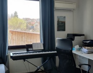 Maison 3 chambres à vendre dans Cluj-napoca, zone Iris