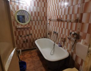 Appartement 4 chambres à vendre dans Cluj-napoca, zone Plopilor