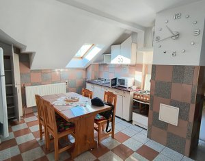 Appartement 3 chambres à louer dans Cluj-napoca, zone Zorilor