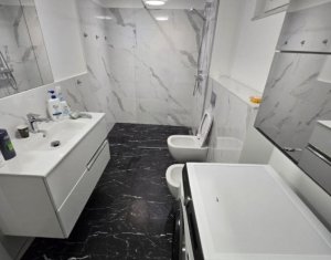 Maison 5 chambres à louer dans Cluj-napoca, zone Dambul Rotund