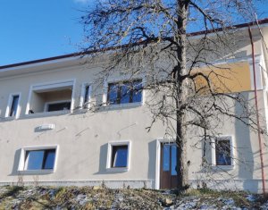 Maison 5 chambres à vendre dans Popesti