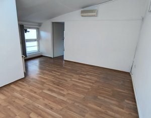 Maison 7 chambres à louer dans Cluj-napoca, zone Centru