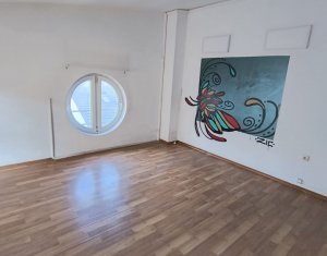 Maison 7 chambres à louer dans Cluj-napoca, zone Centru