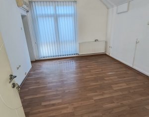 Maison 7 chambres à louer dans Cluj-napoca, zone Centru
