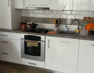 Appartement 3 chambres à vendre dans Cluj-napoca, zone Buna Ziua