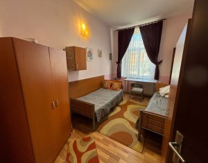 Appartement 3 chambres à vendre dans Cluj-napoca, zone Centru