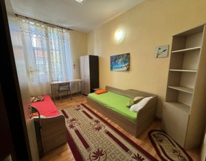 Appartement 3 chambres à vendre dans Cluj-napoca, zone Centru