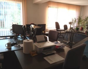 Imobil P+E 230mp, str. Campului, intrare din strada, zona Dennver