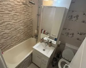 Appartement 3 chambres à vendre dans Cluj-napoca, zone Manastur