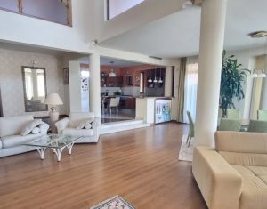 Maison 4 chambres à vendre dans Cluj-napoca, zone Grigorescu