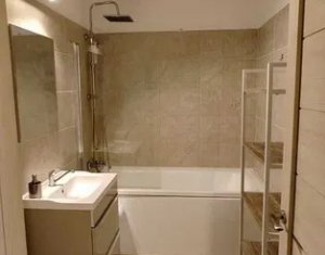 Appartement 3 chambres à vendre dans Floresti