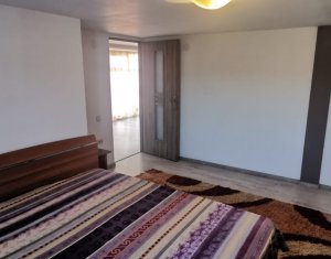 House 5 rooms for sale in Mihai Viteazu, zone Centru