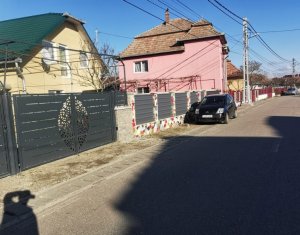 House 5 rooms for sale in Mihai Viteazu, zone Centru