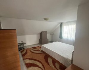 House 5 rooms for sale in Mihai Viteazu, zone Centru