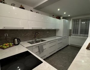 Ház 4 szobák eladó on Cluj-napoca