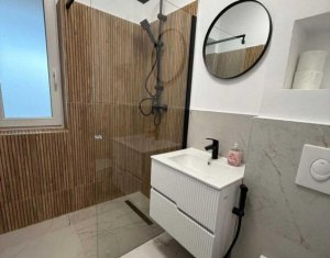 Maison 4 chambres à louer dans Cluj-napoca, zone Iris