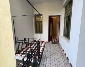 Lakás 4 szobák eladó on Cluj-napoca, Zóna Centru