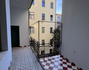 Lakás 4 szobák eladó on Cluj-napoca, Zóna Centru