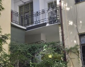 Lakás 4 szobák eladó on Cluj-napoca, Zóna Centru