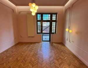 Lakás 4 szobák eladó on Cluj-napoca, Zóna Centru