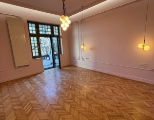 Lakás 4 szobák eladó on Cluj-napoca, Zóna Centru