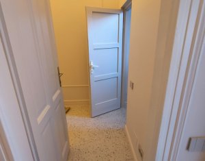 Appartement 5 chambres à louer dans Cluj-napoca, zone Centru