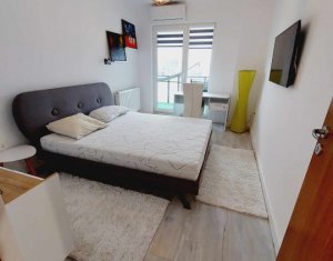Appartement 3 chambres à louer dans Cluj-napoca, zone Centru