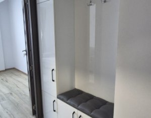 Appartement 3 chambres à louer dans Floresti