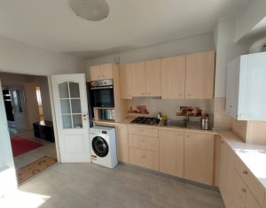 Appartement 3 chambres à louer dans Cluj-napoca, zone Centru