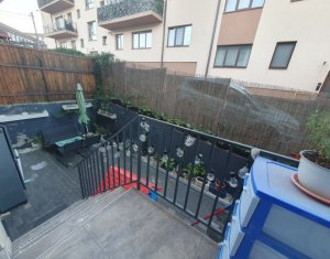 Lakás 2 szobák eladó on Floresti