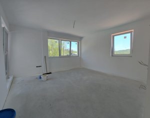 Casa moderna, zona SunGarden, pompe de caldura, natura