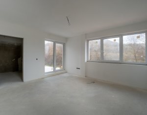 Casa moderna, zona SunGarden, pompe de caldura, natura