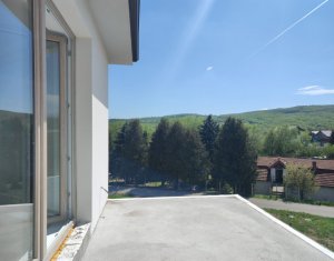 Casa moderna, zona SunGarden, pompe de caldura, natura