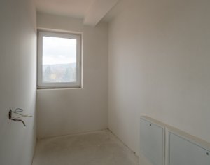 Casa moderna, zona SunGarden, pompe de caldura, natura