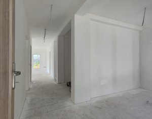 Casa moderna, zona SunGarden, pompe de caldura, natura