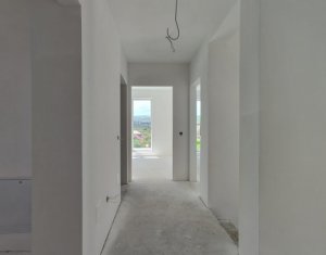 Casa moderna, zona SunGarden, pompe de caldura, natura