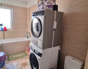 Appartement 3 chambres à vendre dans Cluj-napoca, zone Buna Ziua