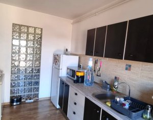 Appartement 3 chambres à vendre dans Cluj-napoca, zone Buna Ziua