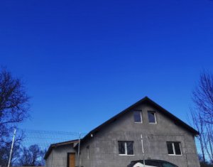 Casa noua si teren mare la 40 min de Cluj-N, Livada(Petrestii de Jos)