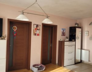Appartement 3 chambres à vendre dans Floresti