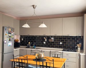 Appartement 3 chambres à vendre dans Floresti