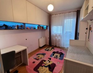 Appartement 3 chambres à vendre dans Floresti