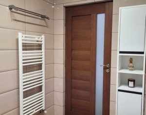 Appartement 3 chambres à vendre dans Floresti