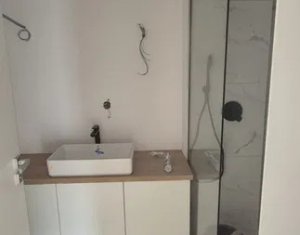 Appartement 3 chambres à vendre dans Floresti