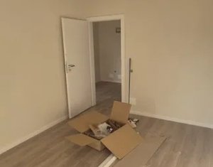 Appartement 3 chambres à vendre dans Floresti