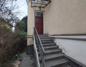 , 450m2 dans Cluj-napoca, zone Andrei Muresanu