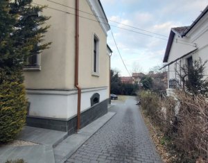 Maison 20 chambres à louer dans Cluj-napoca, zone Andrei Muresanu