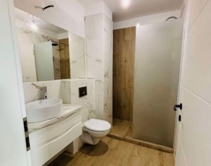 Lakás 3 szobák eladó on Floresti