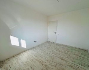 Lakás 3 szobák eladó on Floresti