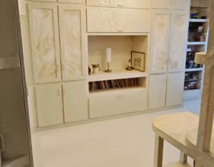 Appartement 3 chambres à vendre dans Cluj-napoca, zone Plopilor